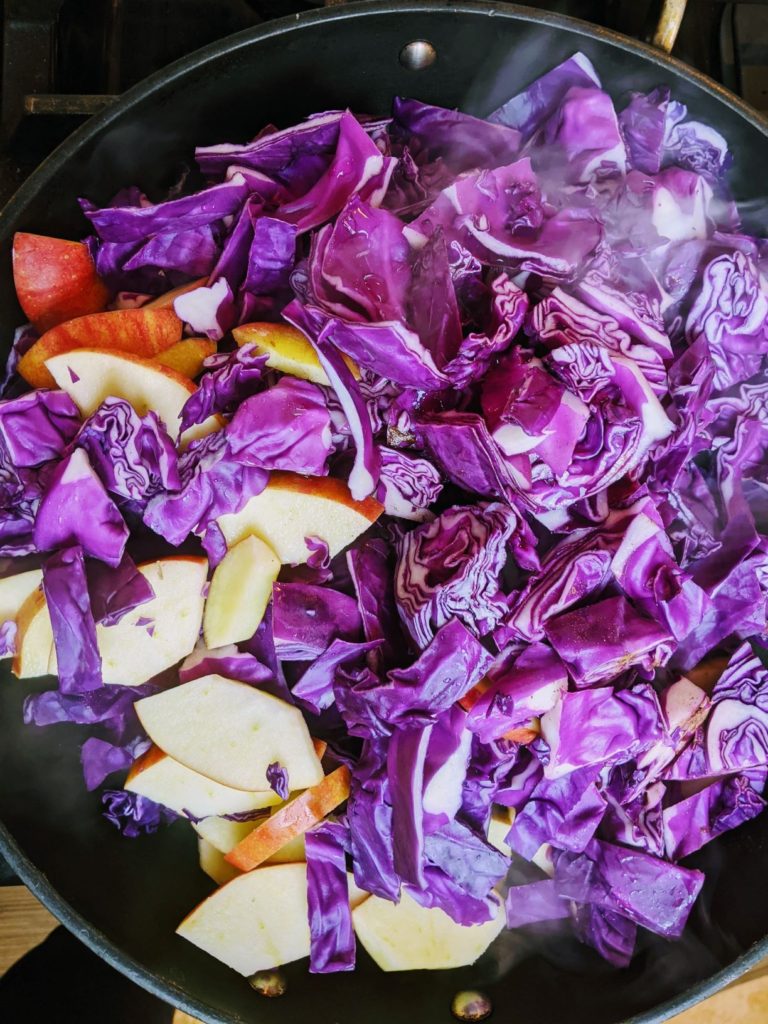 Tender Braised Red Cabbage with Apples and Cider Vinegar : Plants-Rule